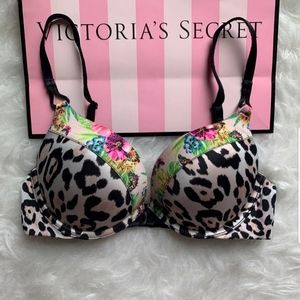 SOLD Victoria's Secret Bombshell